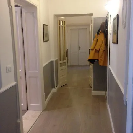 Max Apartment *